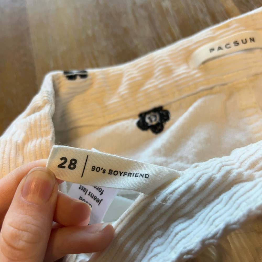 PacSun White Corduroy Pants with Black Floral Design - Picture 5 of 6